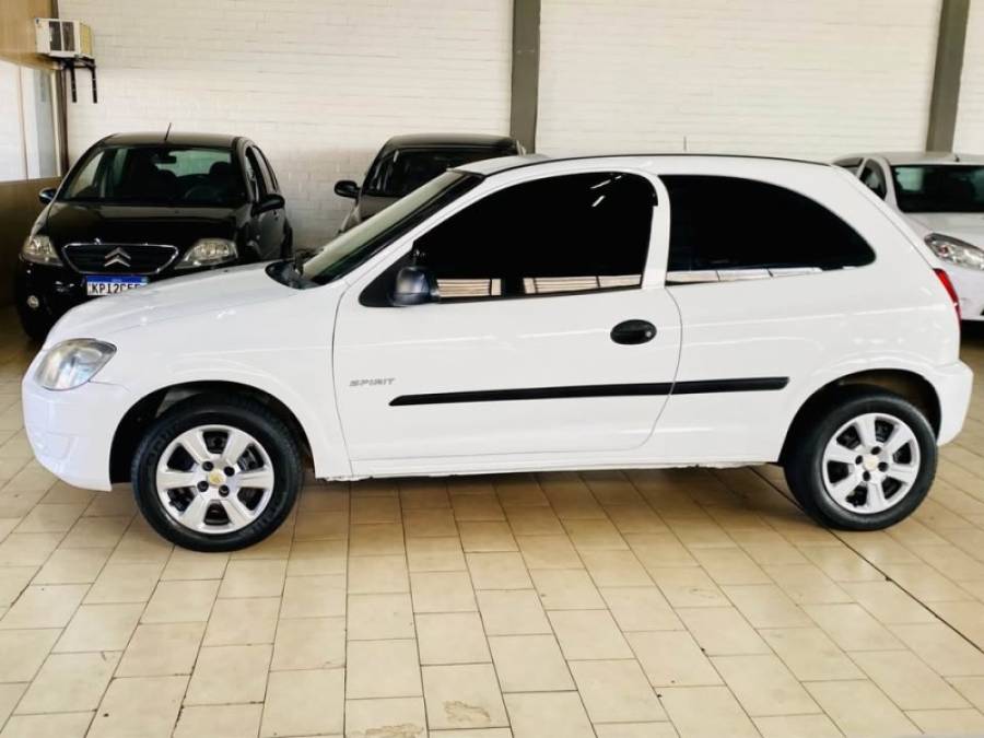 CHEVROLET - CELTA - 2012/2013 - Branca - R$ 24.990,00