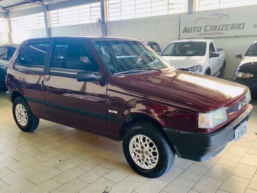 FIAT - UNO - 2000/2001 - Vinho - R$ 10.990,00