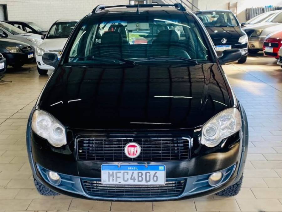 FIAT - STRADA - 2009/2009 - Preta - R$ 39.990,00