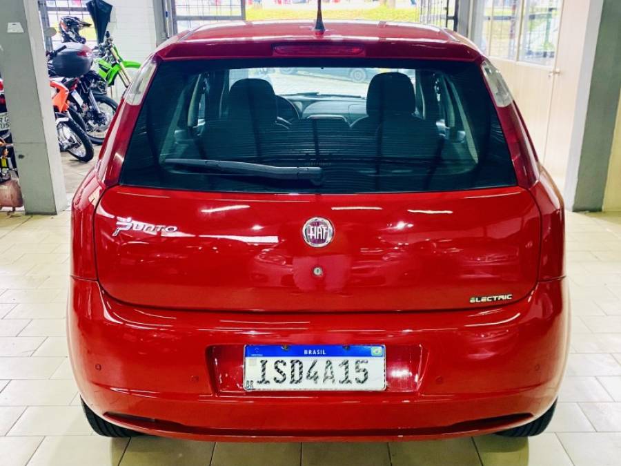 FIAT - PUNTO - 2011/2012 - Vermelha - R$ 35.990,00