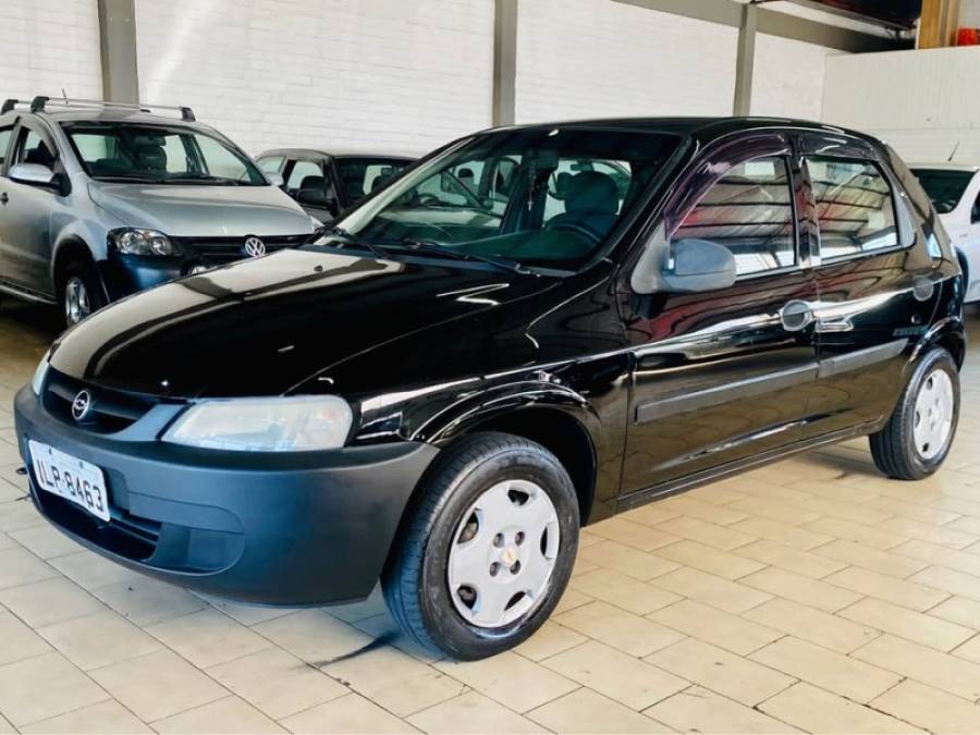 CHEVROLET - CELTA - 2004/2004 - Preta - R$ 18.990,00