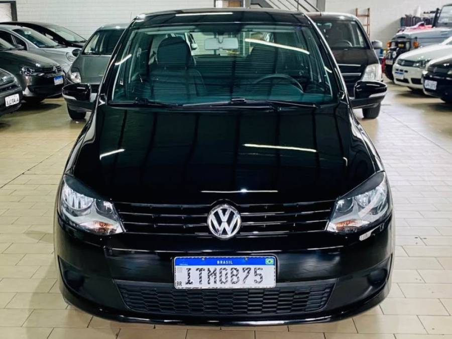VOLKSWAGEN - FOX - 2012/2013 - Preta - R$ 34.990,00