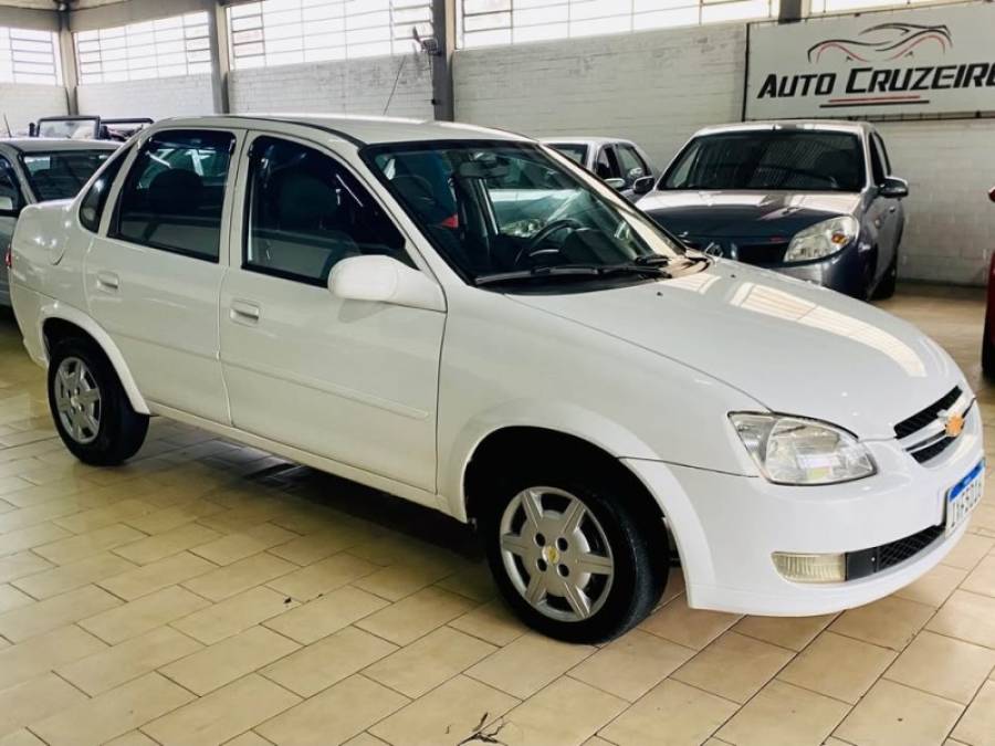 CHEVROLET - CLASSIC - 2015/2016 - Branca - R$ 29.990,00