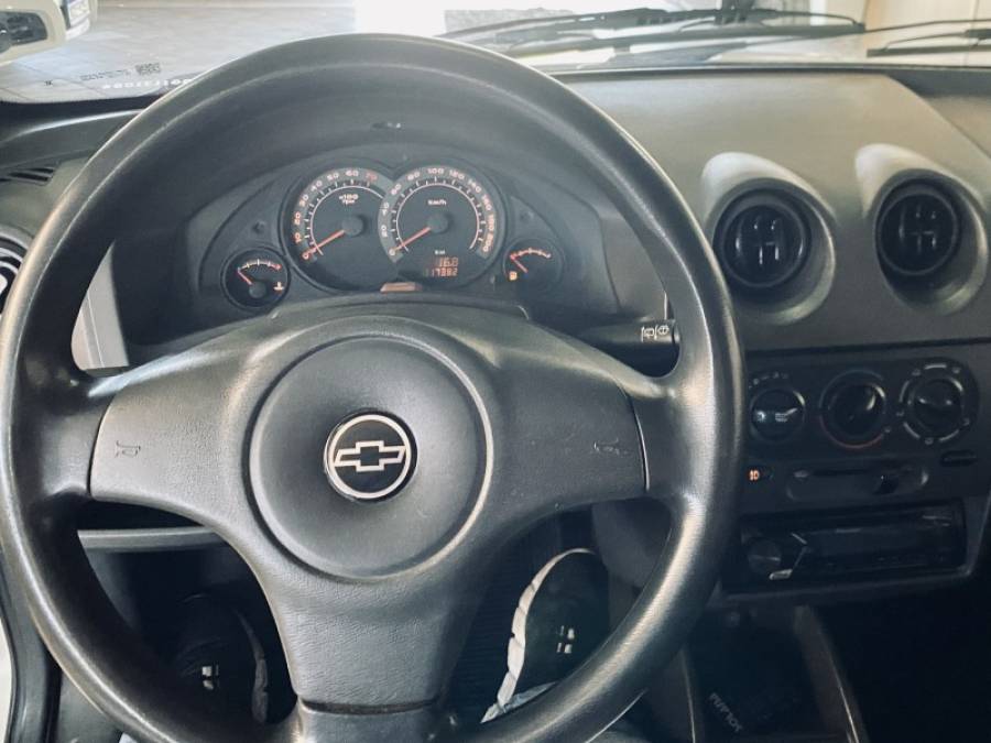 CHEVROLET - CELTA - 2011/2011 - Branca - R$ 25.990,00