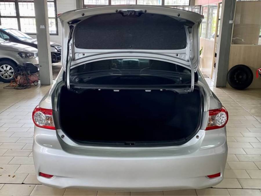 TOYOTA - COROLLA - 2014/2014 - Prata - R$ 71.990,00