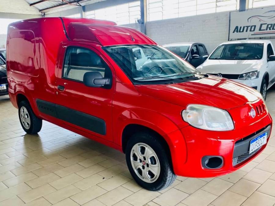 FIAT - FIORINO - 2014/2014 - Vermelha - R$ 48.990,00