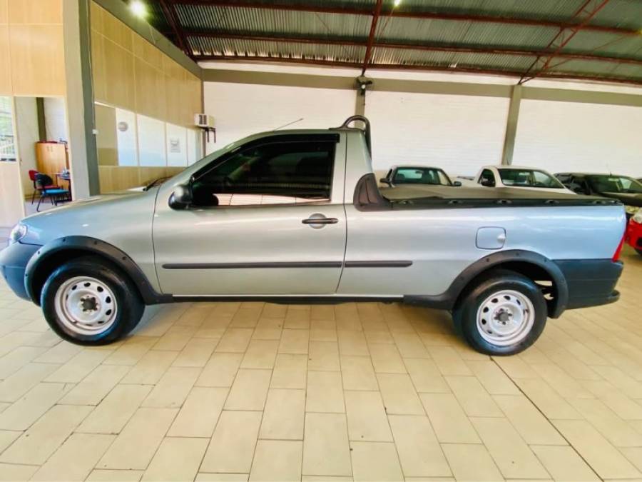FIAT - STRADA - 2008/2008 - Cinza - R$ 32.990,00