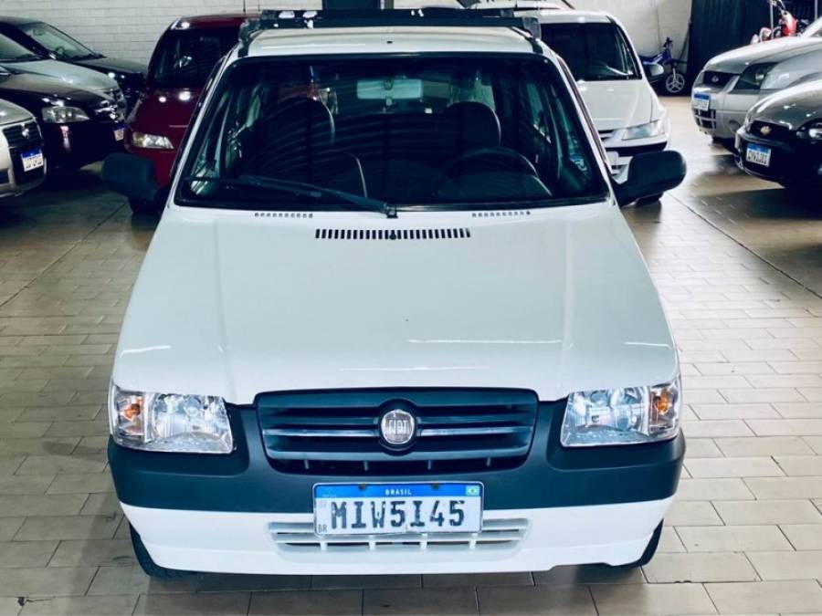 FIAT - UNO - 2011/2012 - Branca - R$ 22.990,00