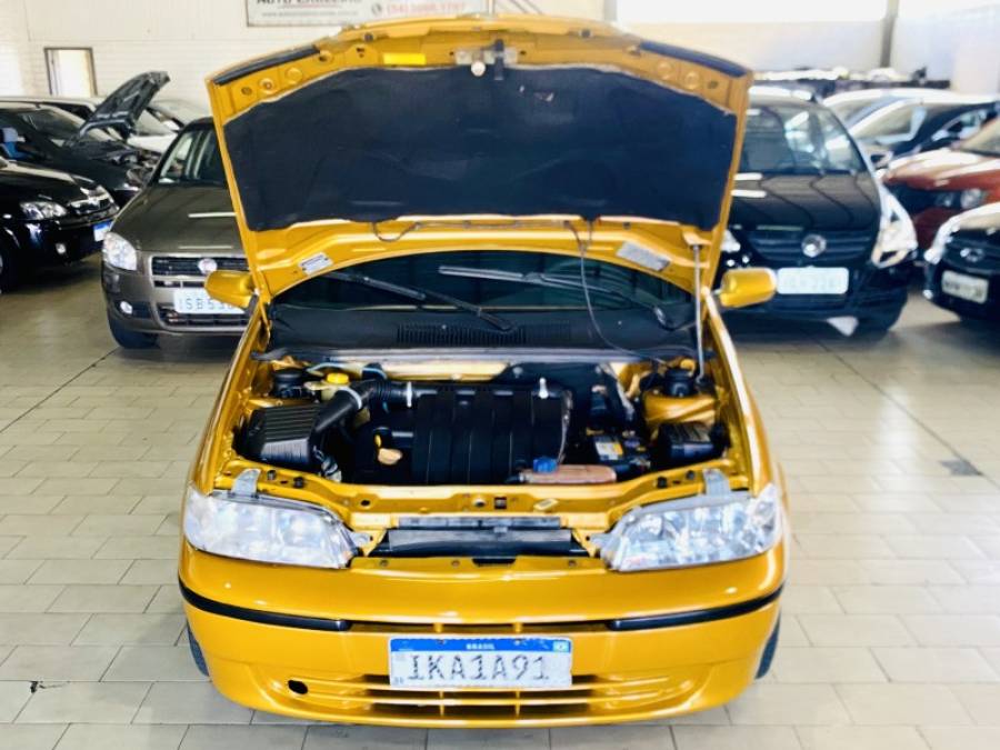 FIAT - PALIO - 2001/2001 - Dourada - R$ 15.990,00