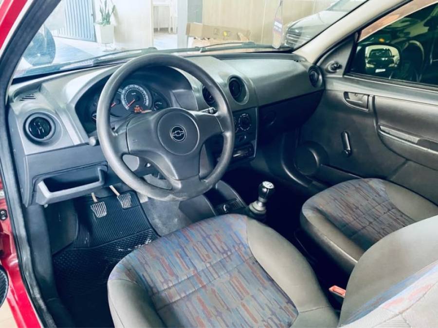 CHEVROLET - CELTA - 2009/2010 - Vermelha - R$ 19.999,00