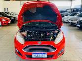 FORD - FIESTA - 2013/2014 - Vermelha - R$ 42.990,00