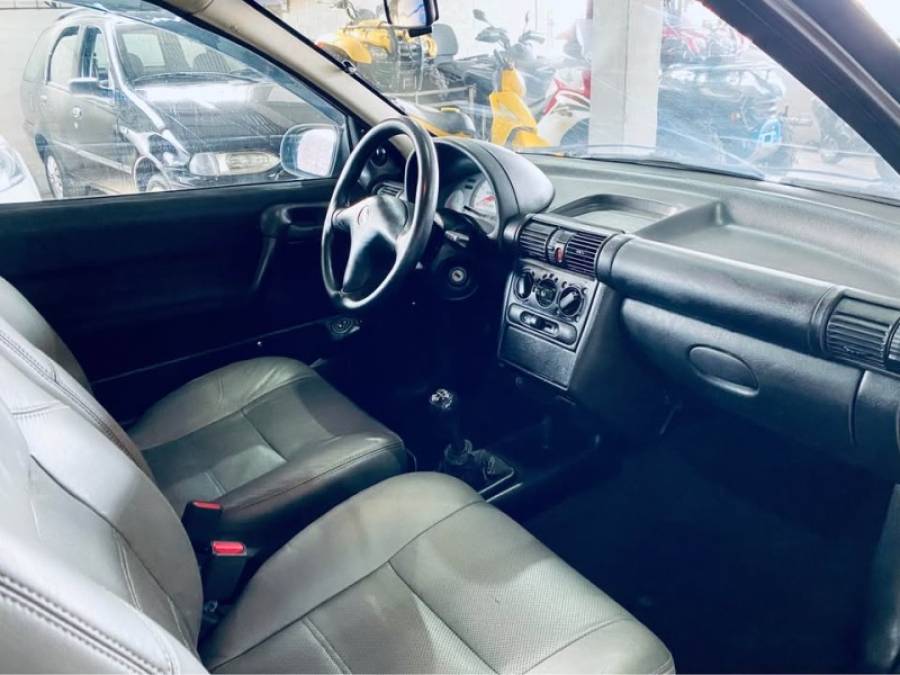 CHEVROLET - CORSA - 2000/2000 - Verde - R$ 14.500,00