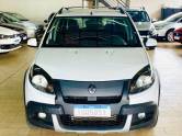 RENAULT - SANDERO - 2013/2014 - Branca - R$ 39.990,00