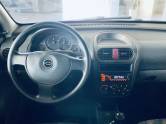 CHEVROLET - CORSA - 2003/2003 - Prata - R$ 18.990,00