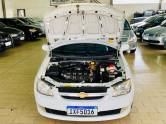CHEVROLET - CLASSIC - 2015/2016 - Branca - R$ 29.990,00