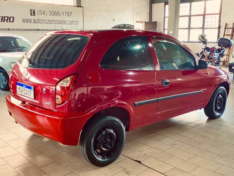 CHEVROLET - CELTA - 2009/2010 - Vermelha - R$ 19.999,00
