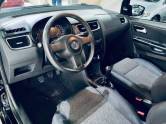 VOLKSWAGEN - FOX - 2012/2013 - Preta - R$ 34.990,00