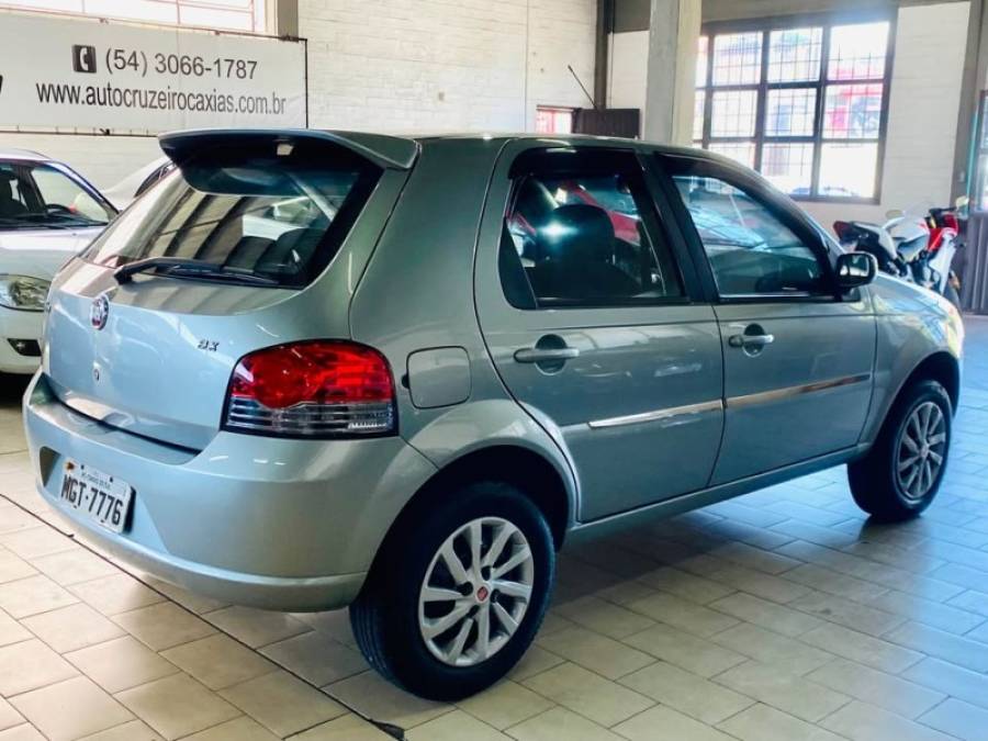 FIAT - PALIO - 2009/2010 - Cinza - R$ 28.990,00