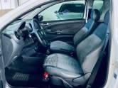 VOLKSWAGEN - SAVEIRO - 2011/2012 - Branca - R$ 49.990,00