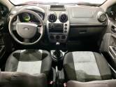 FORD - FIESTA - 2013/2014 - Vermelha - R$ 28.990,00