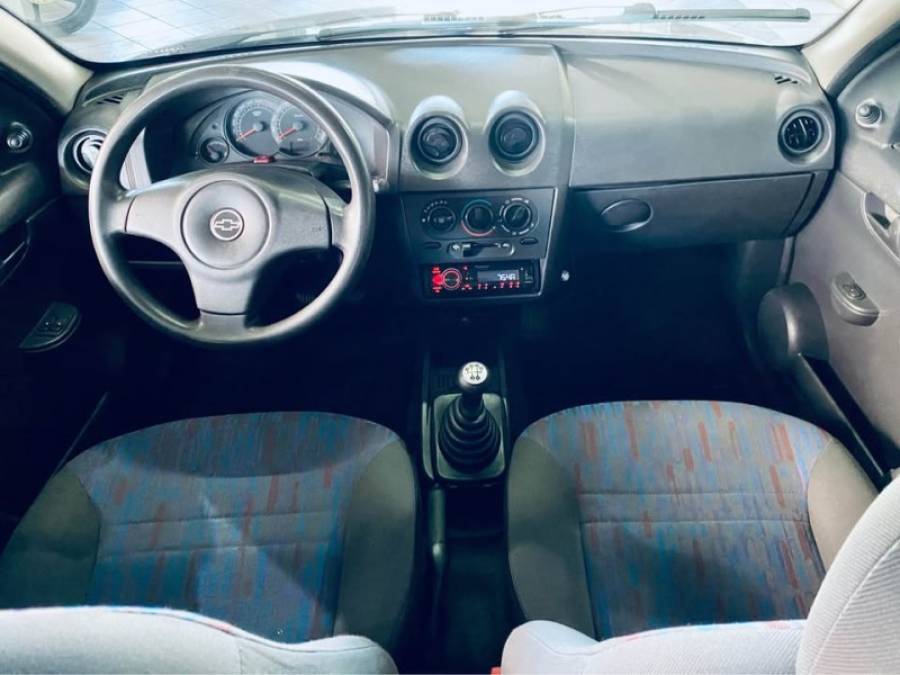 CHEVROLET - CELTA - 2009/2010 - Verde - R$ 18.990,00