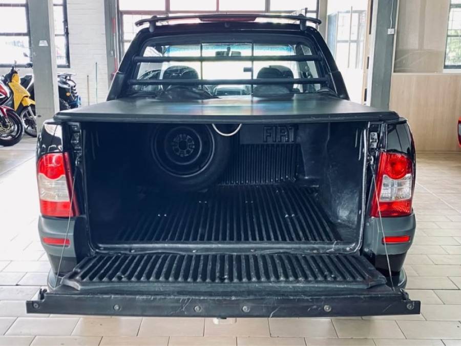 FIAT - STRADA - 2009/2009 - Preta - R$ 39.990,00