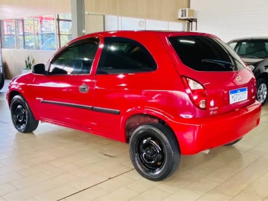 CHEVROLET - CELTA - 2009/2010 - Vermelha - R$ 19.999,00
