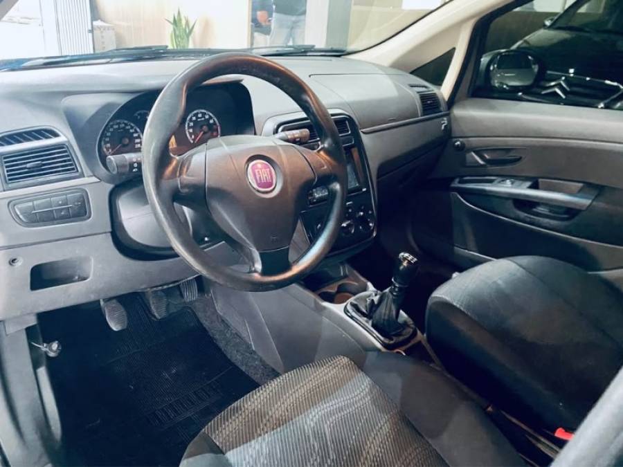 FIAT - PUNTO - 2007/2008 - Cinza - R$ 28.990,00