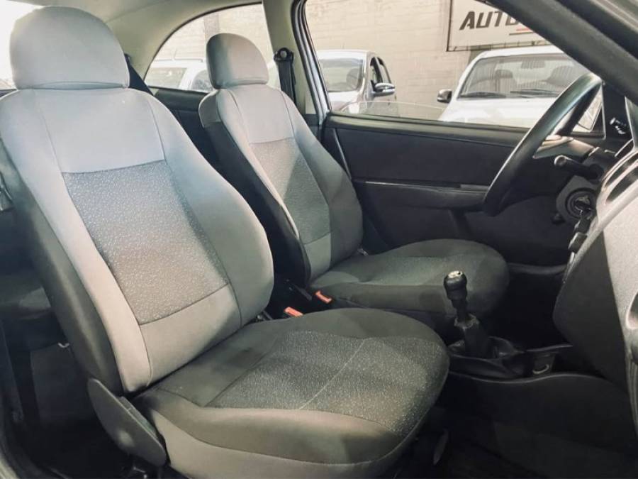 CHEVROLET - CELTA - 2012/2012 - Cinza - R$ 19.990,00