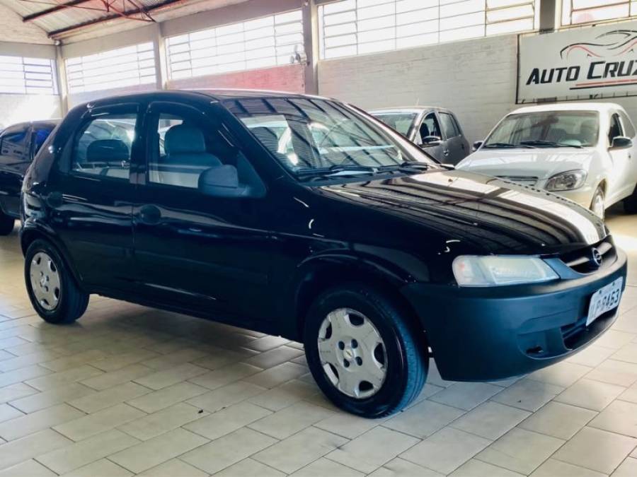 CHEVROLET - CELTA - 2004/2004 - Preta - R$ 18.990,00
