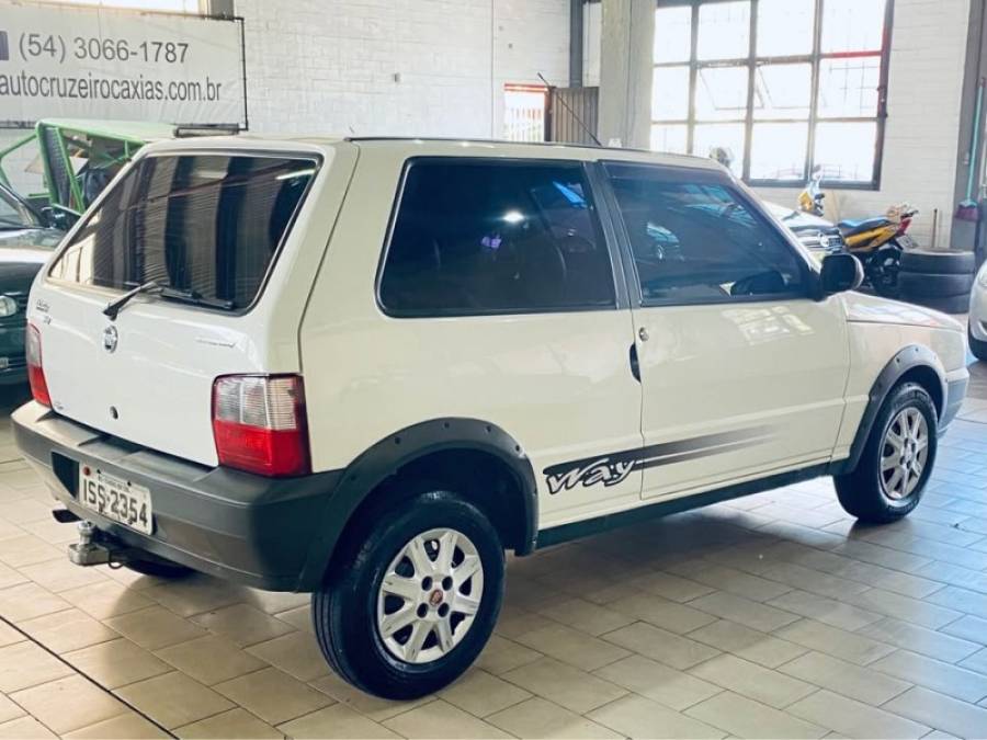 FIAT - UNO - 2012/2012 - Branca - R$ 21.990,00