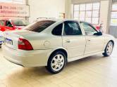 CHEVROLET - VECTRA - 2003/2003 - Prata - R$ 28.990,00