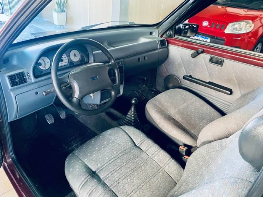 FIAT - UNO - 2000/2001 - Vinho - R$ 10.990,00