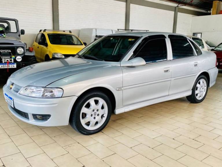 CHEVROLET VECTRA 2003