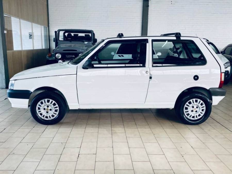 FIAT - UNO - 2011/2012 - Branca - R$ 22.990,00