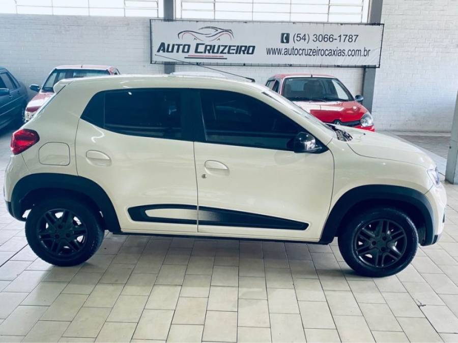 RENAULT - KWID - 2018/2019 - Branca - R$ 40.990,00