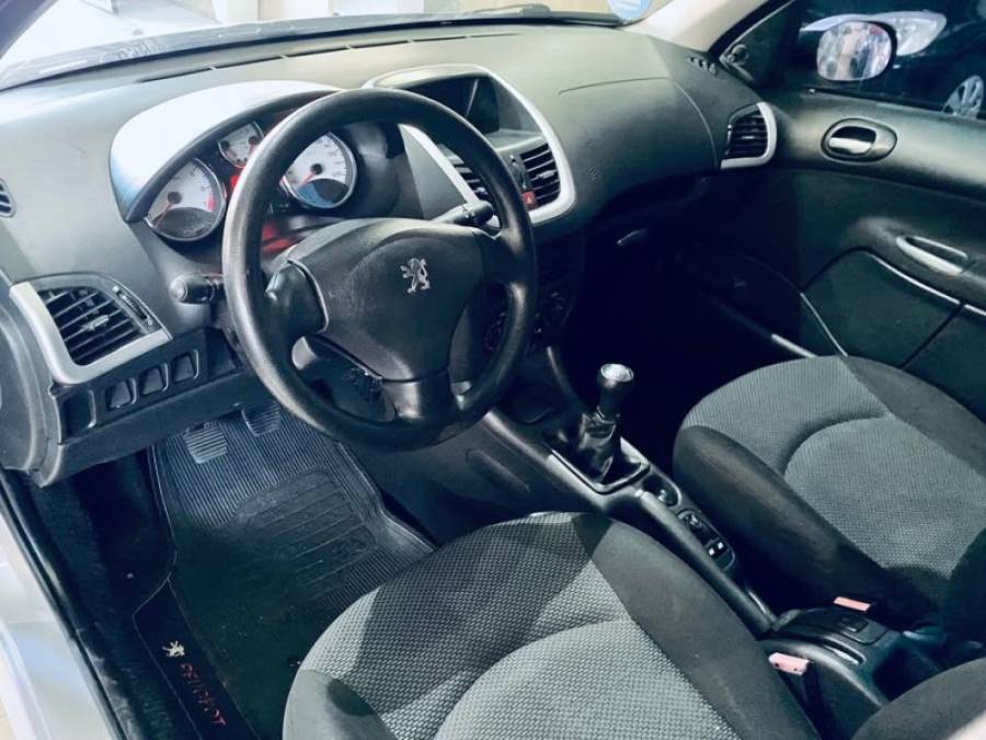 PEUGEOT - 207 - 2012/2012 - Prata - R$ 24.990,00