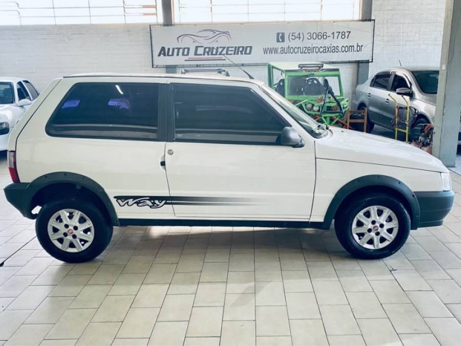 FIAT - UNO - 2012/2012 - Branca - R$ 21.990,00