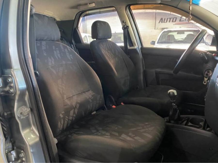 FIAT - PALIO - 2009/2010 - Cinza - R$ 28.990,00