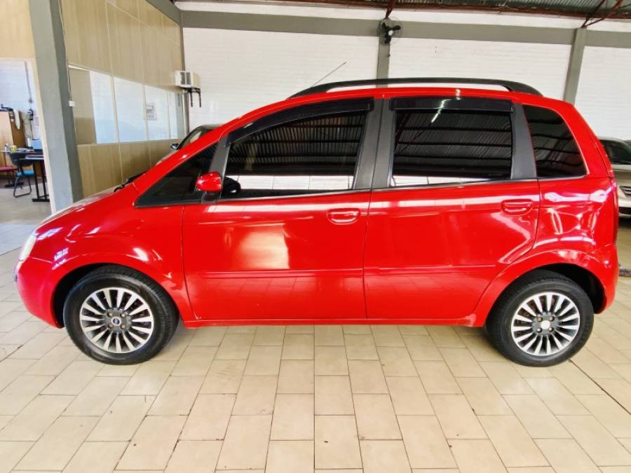 FIAT - IDEA - 2008/2009 - Vermelha - R$ 25.990,00