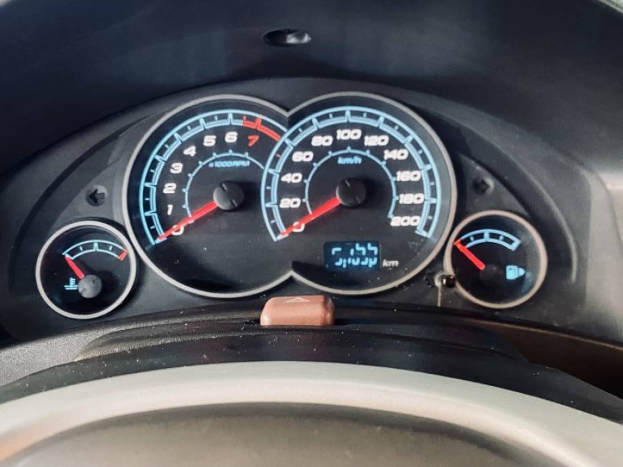 CHEVROLET - CELTA - 2011/2012 - Vermelha - R$ 22.990,00