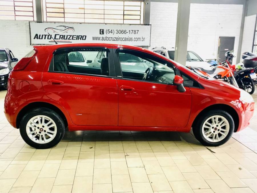FIAT - PUNTO - 2011/2012 - Vermelha - R$ 35.990,00
