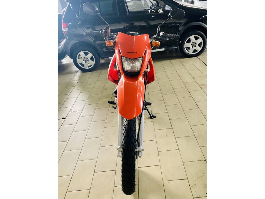 HONDA - NX 150 - 2010/2010 - Laranja - R$ 11.990,00