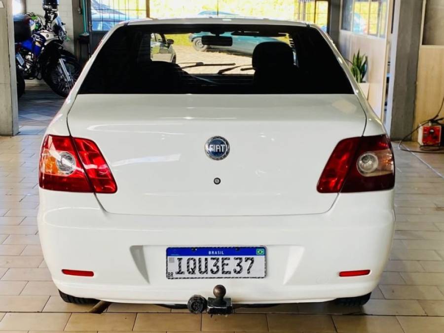 FIAT - SIENA - 2011/2010 - Branca - R$ 23.990,00