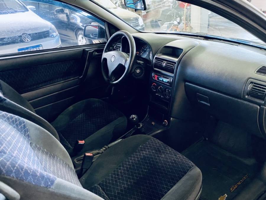 CHEVROLET - ASTRA - 2000/2000 - Prata - R$ 18.990,00