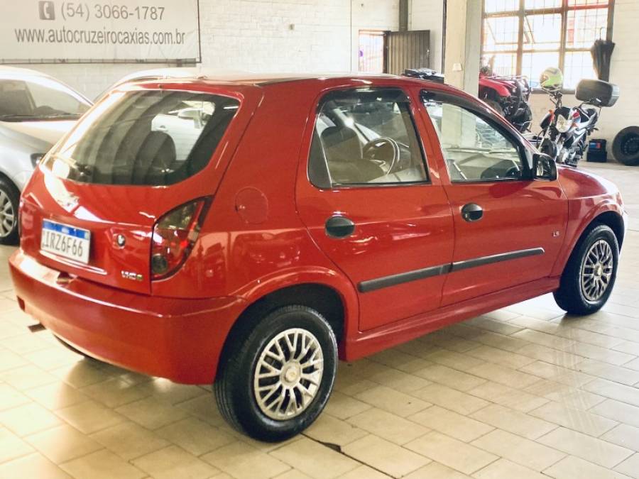 CHEVROLET - CELTA - 2011/2012 - Vermelha - R$ 22.990,00
