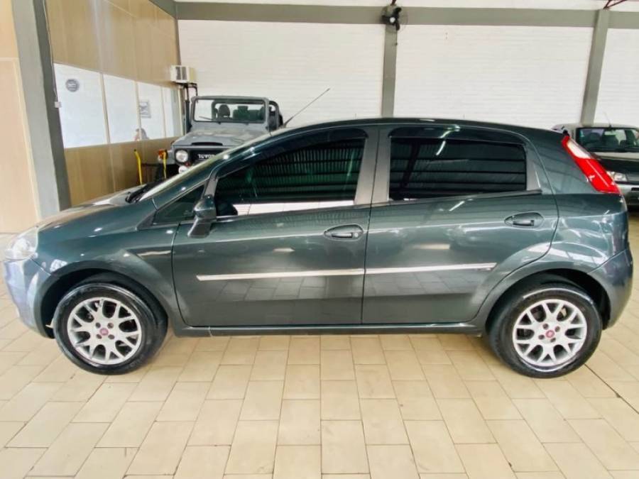 FIAT - PUNTO - 2008/2008 - Cinza - R$ 27.990,00