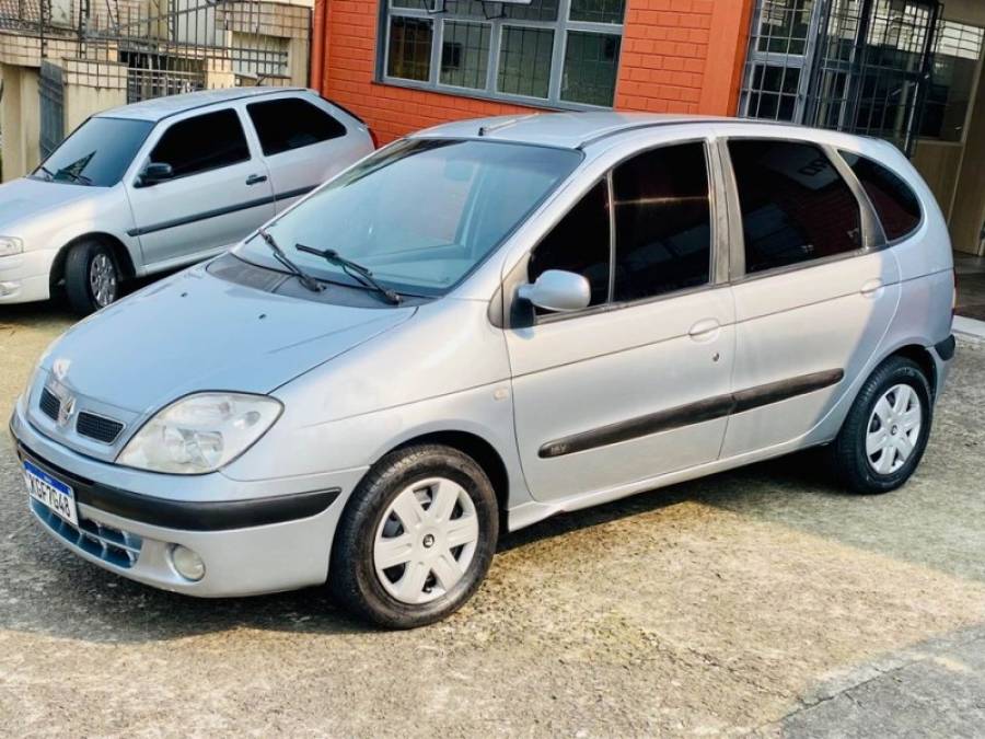 RENAULT - SCÉNIC - 2007/2007 - Prata - R$ 13.800,00