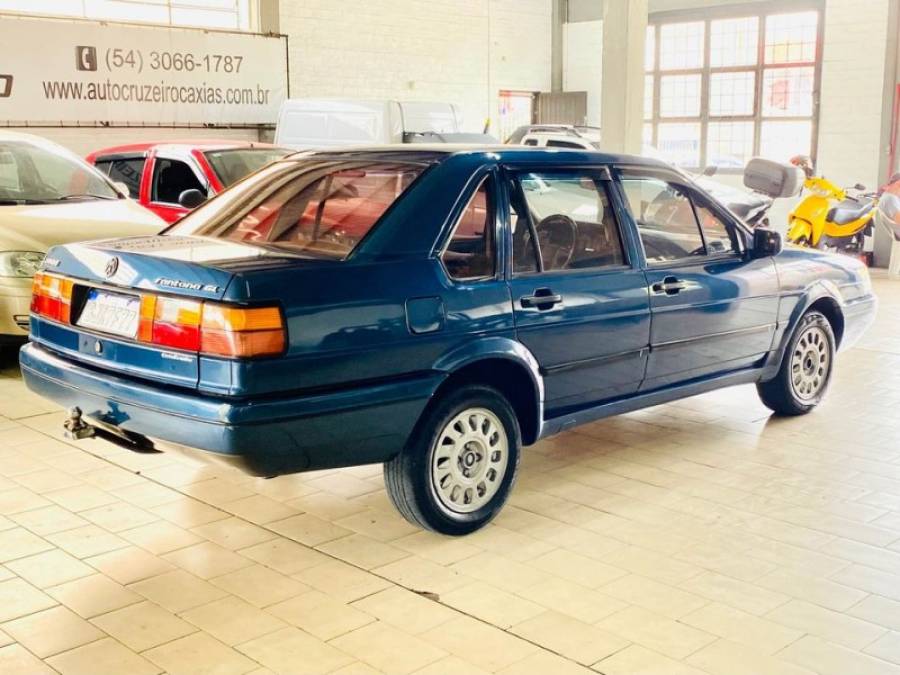 VOLKSWAGEN - SANTANA - 1992/1992 - Azul - R$ 11.800,00