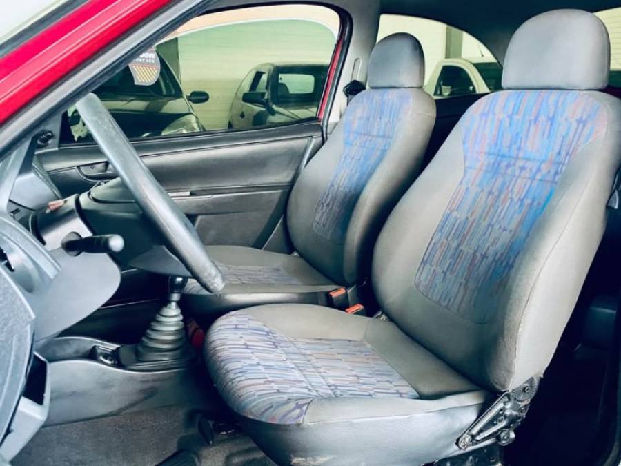 CHEVROLET - CELTA - 2009/2010 - Vermelha - R$ 19.999,00